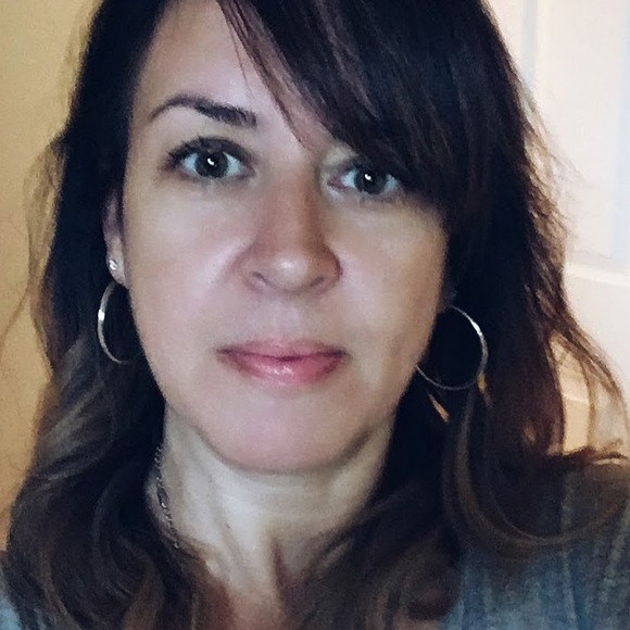 Meet your Posher, Sonia - Picture 1 of 1